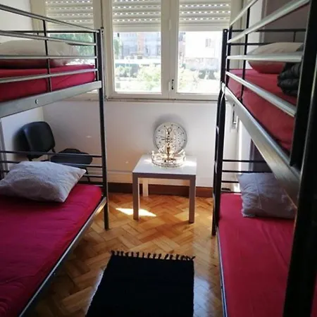 Auberge de jeunesse Sasimi Braga